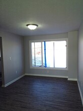 15 Indianwood Blvd in Park Forest, IL - Building Photo - Building Photo