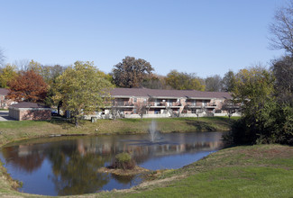 Sebring Court in Indianapolis, IN - Building Photo - Building Photo