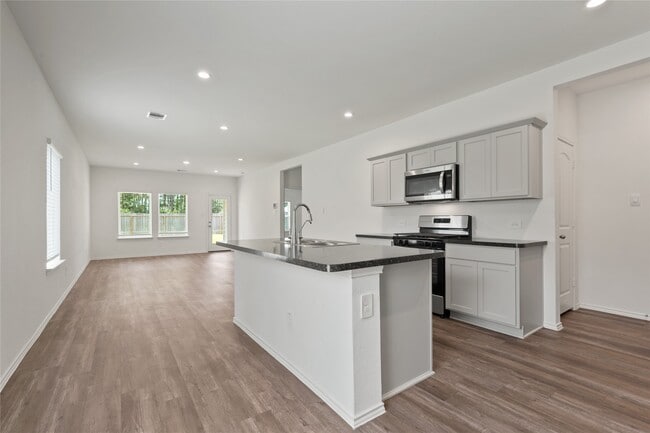 property at 5210 Twin Acorn Ct