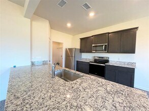 627 Delta Downs Dr in Seagoville, TX - Building Photo - Building Photo