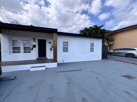 4783 NW Flagler Ter in Miami, FL - Building Photo