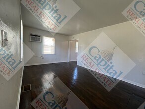 207 Elm St in Midwest City, OK - Building Photo - Building Photo