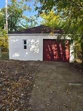 15243 Eastwood St in Detroit, MI - Building Photo - Building Photo