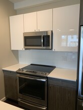 40 Evergreen St, Unit #1 in Boston, MA - Building Photo - Building Photo