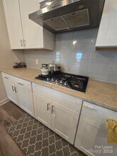 340 Cranford Dr in Pineville, NC - Building Photo - Building Photo