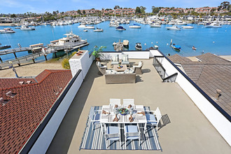 603 N Bay Front in Newport Beach, CA - Building Photo - Building Photo