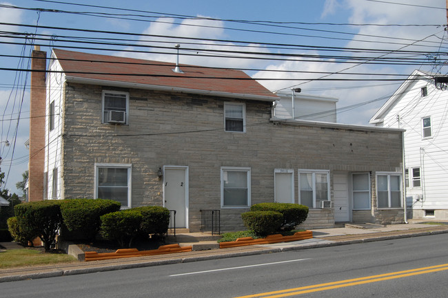 3416 Walnut St in Harrisburg, PA - Foto de edificio - Building Photo