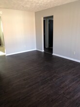 4407 N 62nd St, Unit 37 in Omaha, NE - Building Photo - Building Photo