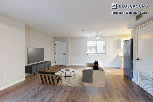 18425 Malden St in Los Angeles, CA - Building Photo - Building Photo