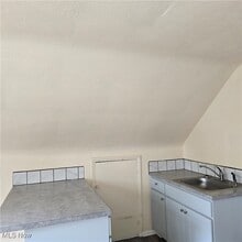 3304 E 118th St in Cleveland, OH - Building Photo - Building Photo