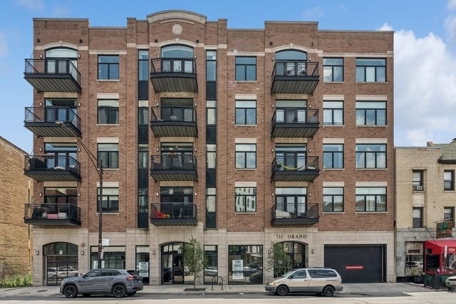 property at 711 W Grand Ave