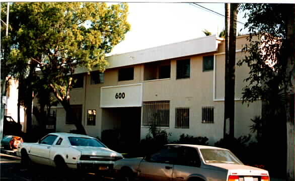 540-600 W Hyde Park Blvd in Inglewood, CA - Building Photo - Building Photo