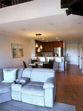 2400 Feather Sound Dr in Clearwater, FL - Building Photo - Building Photo