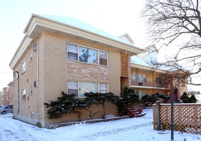 1201 E Roosevelt Rd in Wheaton, IL - Building Photo