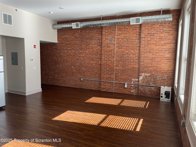 320 Penn Ave in Scranton, PA - Building Photo - Building Photo