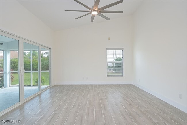 12880 Kelly Bay Ct in Ft. Myers, FL - Building Photo - Building Photo