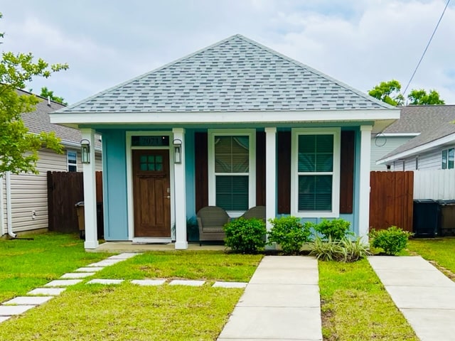 2071 W Romana St in Pensacola, FL - Foto de edificio - Building Photo