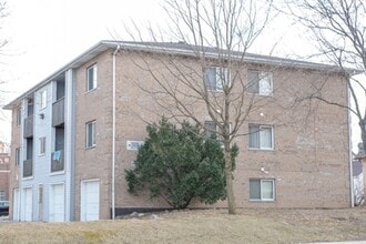 111 Wiggins St in West Lafayette, IN - Building Photo - Primary Photo