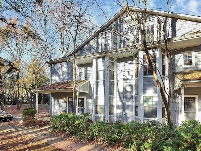 5823 Green Forest Dr in Charlotte, NC - Building Photo - Building Photo