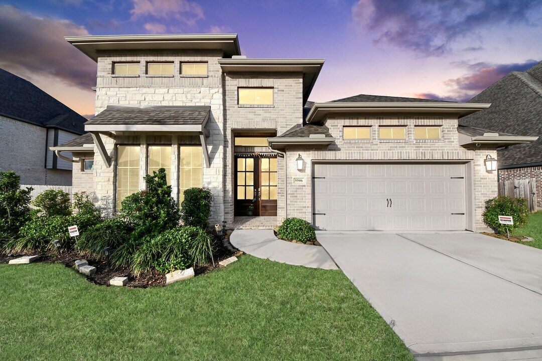 5506 Onyx Fls Dr in Richmond, TX - Building Photo