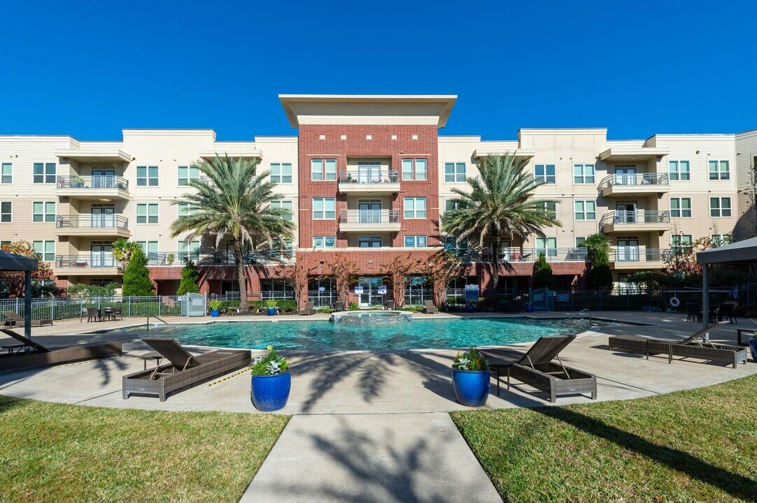 Regard at Med Center in Houston, TX - Foto de edificio