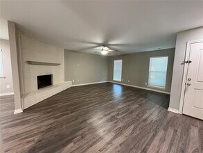 1226 Canyon Oaks Dr in Lancaster, TX - Building Photo - Building Photo