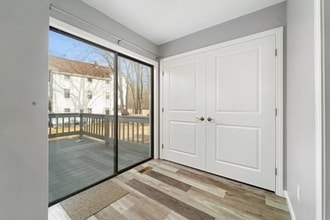 241 S Worcester St in Norton, MA - Building Photo - Building Photo