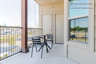 1501 W Howard Ln in Austin, TX - Building Photo - Building Photo