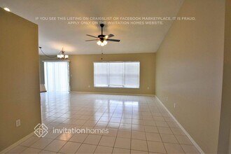 1142 Big Sky Dr in Zephyrhills, FL - Building Photo - Building Photo