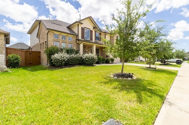 3010 Flora Manor Dr in La Marque, TX - Building Photo - Building Photo