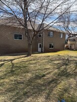 1185 W 2400 S St in Mapleton, UT - Building Photo