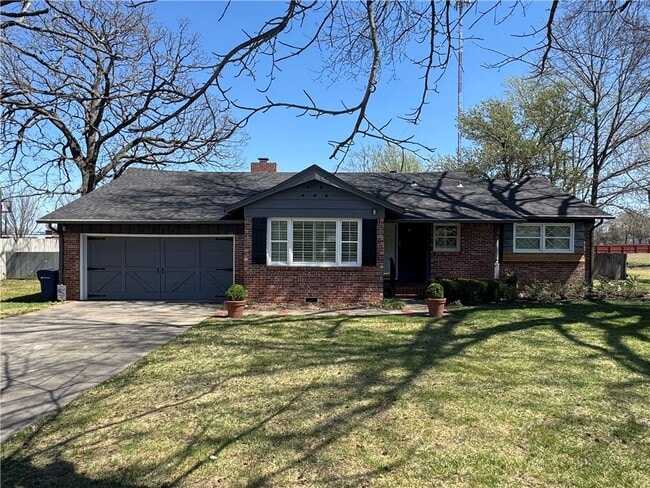 property at 1505 S Mt Olive St