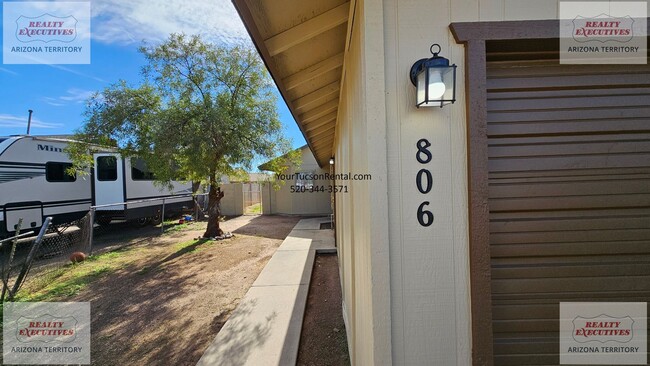 806 E Alaska St in Tucson, AZ - Building Photo - Building Photo