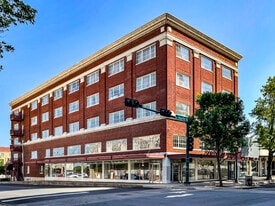 Stratton Lofts in Waco, TX - Building Photo