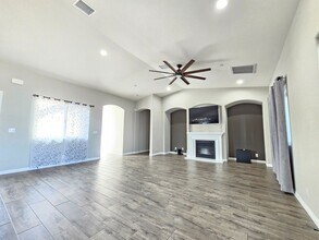 133 Rancho Del Cerro in Ridgecrest, CA - Building Photo - Building Photo