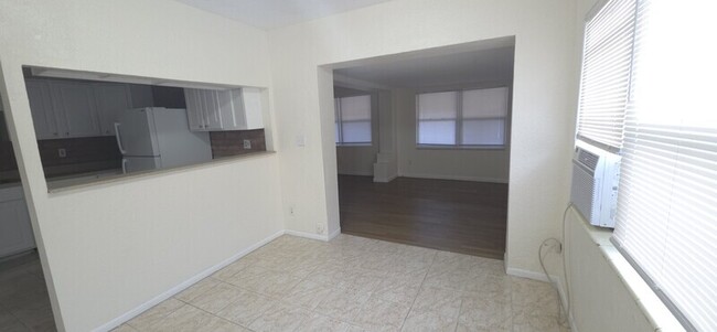 6559 Bougainvilla Ave S in St. Petersburg, FL - Building Photo - Building Photo