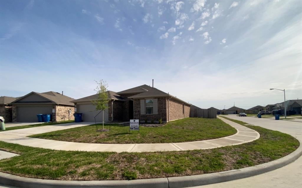 18704 S Portbec Ct in New Caney, TX - Building Photo