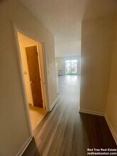 385 Massachusetts Ave in Arlington, MA - Foto de edificio - Building Photo