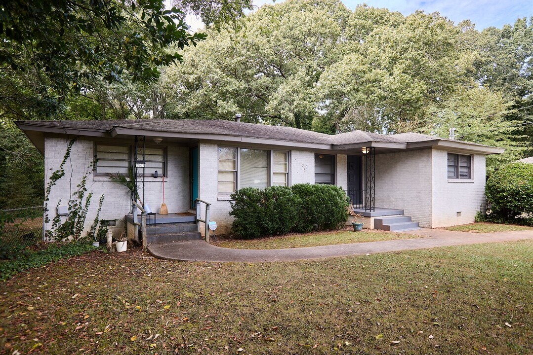 2065-2067 Nettie Ct in Decatur, GA - Building Photo