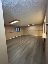 825 Andrew St-Unit -#B in Fairbanks, AK - Building Photo - Building Photo
