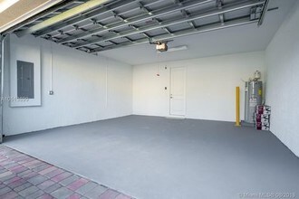 4665 Windmill Lane-Unit -4F in Davie, FL - Building Photo - Building Photo