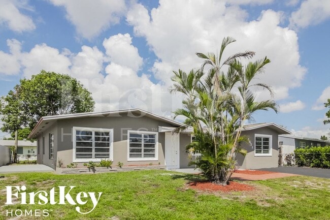 4521 NW 12th Ave in Fort Lauderdale, FL - Foto de edificio - Building Photo