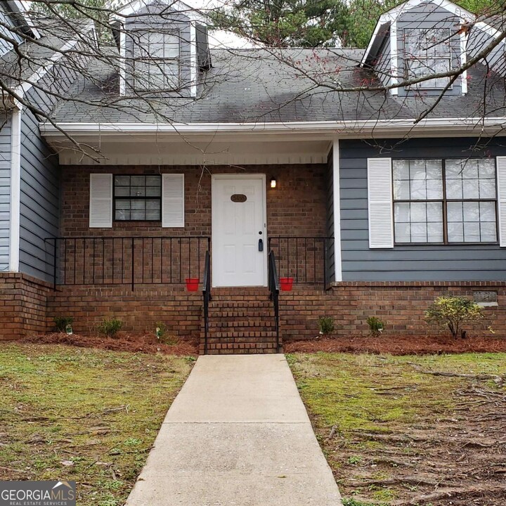 5488 Park Pl S in Atlanta, GA - Building Photo