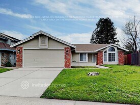 8245 Orchid Tree Way in Antelope, CA - Building Photo