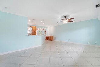 744 W Ilex Dr in West Palm Beach, FL - Building Photo - Building Photo