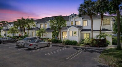 406 Harbour Pointe Way in Greenacres, FL - Building Photo - Building Photo