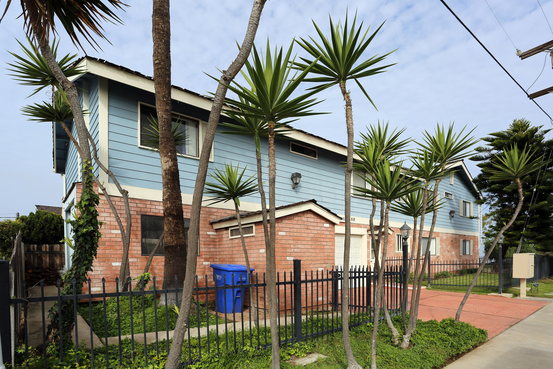 Bayview Manor in Imperial Beach, CA - Building Photo