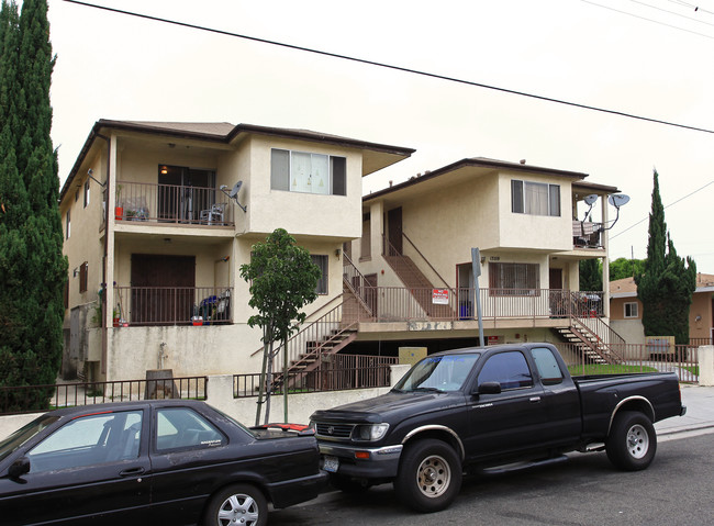 13219-13221 Doty Ave in Hawthorne, CA - Building Photo - Building Photo