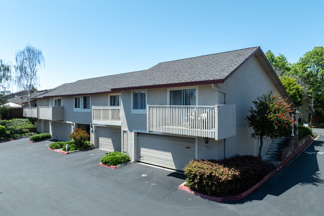 Merrivale Views in San Jose, CA - Building Photo - Building Photo
