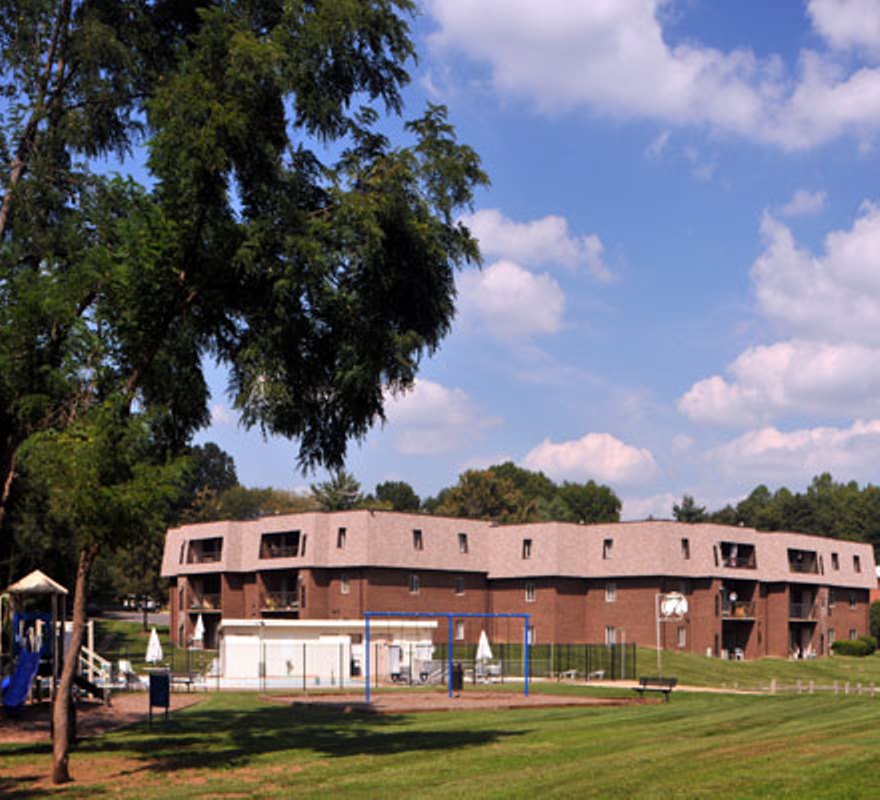 Margate Manor Fairfax, VA Apartments